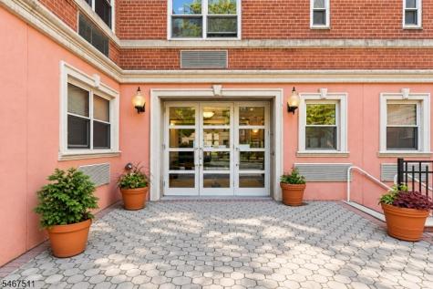 70 S Munn Avenue East Orange NJ 07018