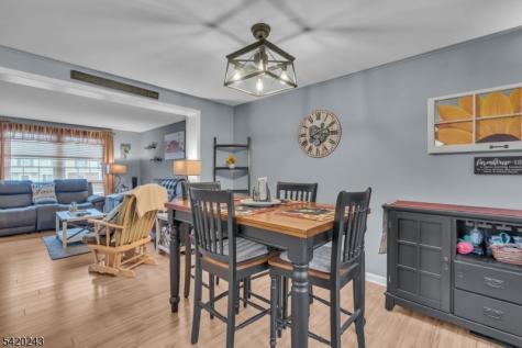 29 Cambridge Oxford NJ 07863