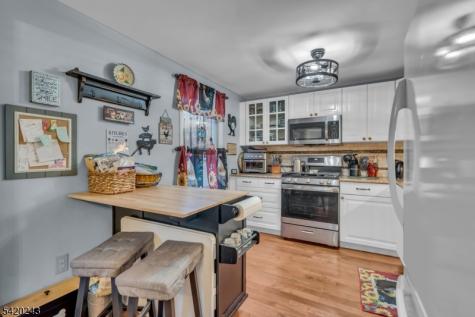 29 Cambridge Oxford NJ 07863