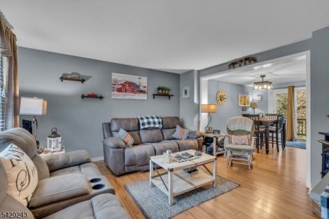 29 Cambridge Oxford NJ 07863
