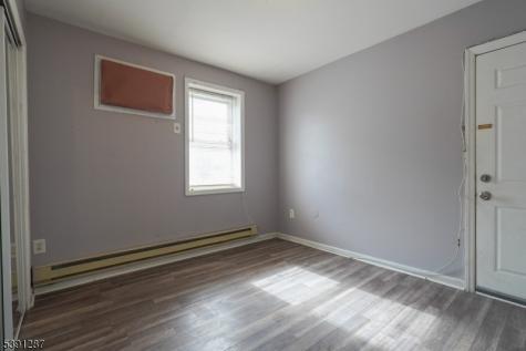 600 N 6th Street Newark NJ 07107