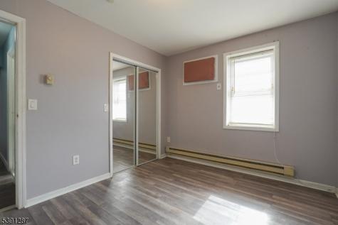 600 N 6th Street Newark NJ 07107