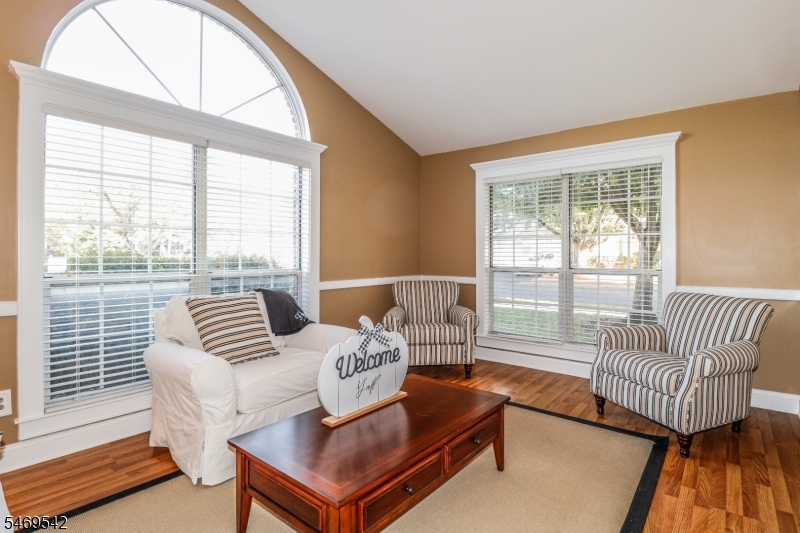 257 Luton Way Franklin NJ 08873