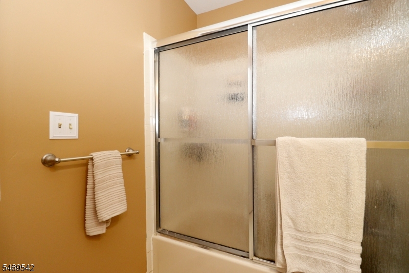257 Luton Way Franklin NJ 08873