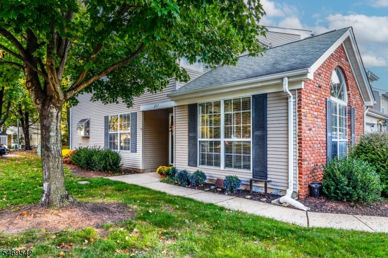 257 Luton Way Franklin NJ 08873