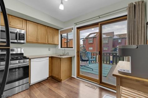 95 Wimbledon Square Washington NJ 07853