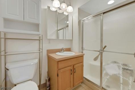 6412 Richmond Road West Milford NJ 07480