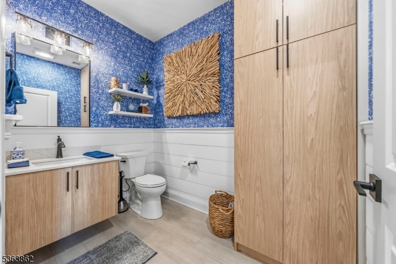 16 Remington Court Howell NJ 07727