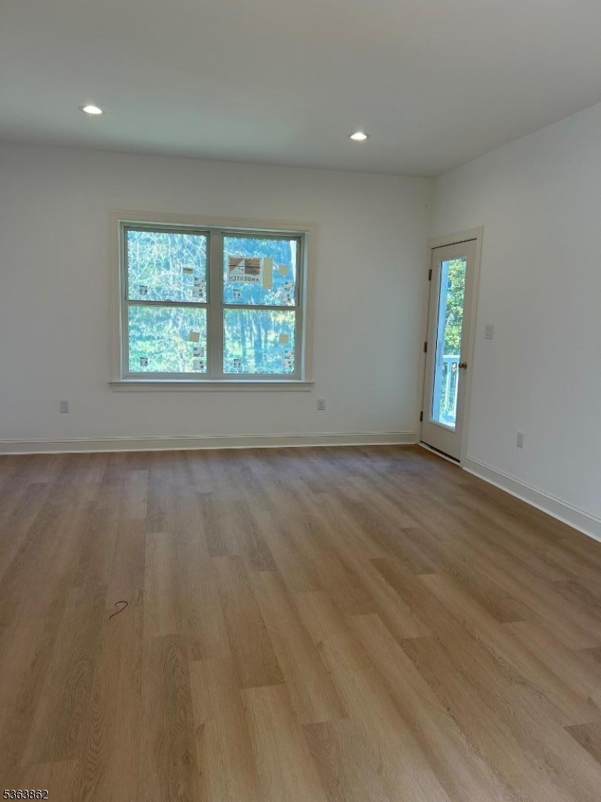 16 Remington Court Howell NJ 07727