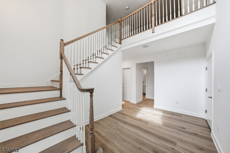 16 Remington Court Howell NJ 07727