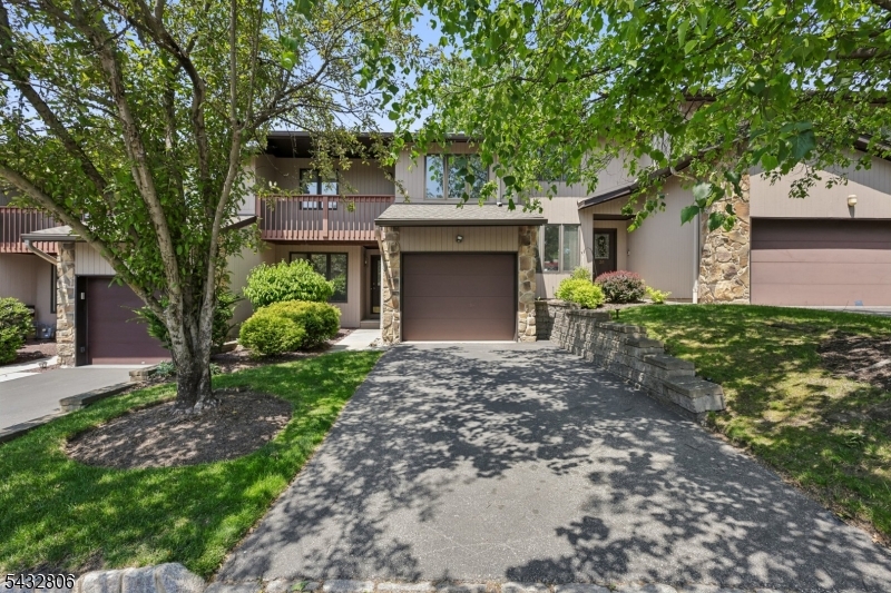 33 Cedarwood Terrace Woodland Park NJ 07424