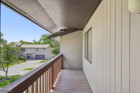 33 Cedarwood Terrace Woodland Park NJ 07424