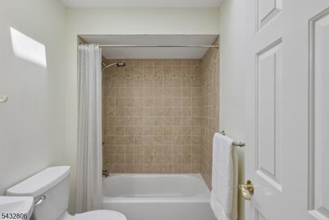 33 Cedarwood Terrace Woodland Park NJ 07424