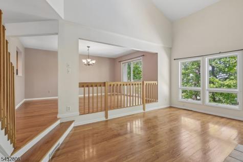 33 Cedarwood Terrace Woodland Park NJ 07424
