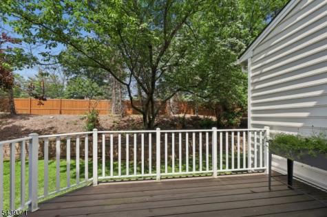122 White Pine Court Paramus NJ 07652