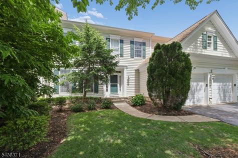 122 White Pine Court Paramus NJ 07652