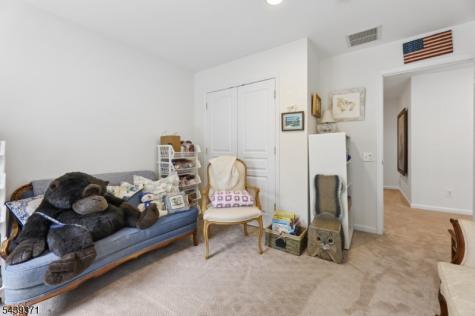 122 White Pine Court Paramus NJ 07652