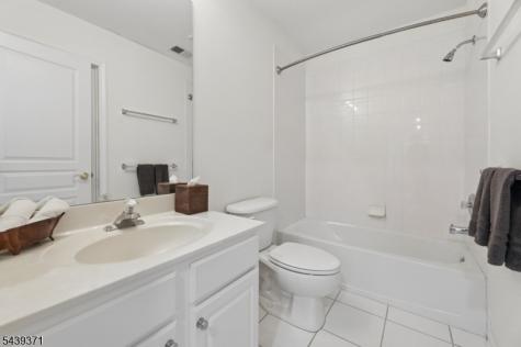 122 White Pine Court Paramus NJ 07652