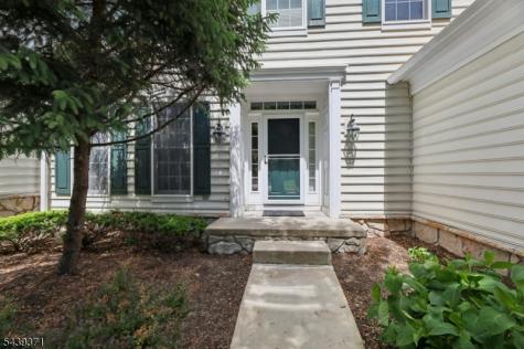 122 White Pine Court Paramus NJ 07652