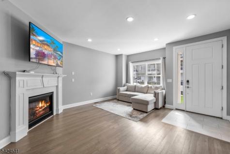 64 Halina Lane Butler NJ 07405