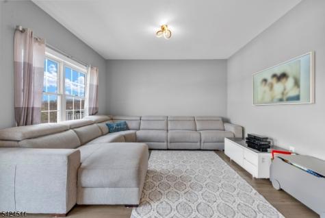 64 Halina Lane Butler NJ 07405