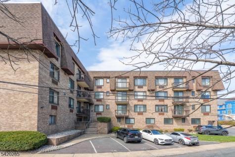 190 Morris Avenue Springfield NJ 07081