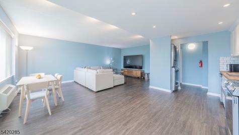190 Morris Avenue Springfield NJ 07081