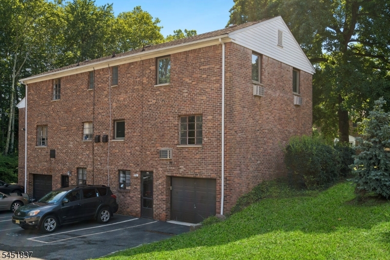 41 Troy Drive Springfield NJ 07081