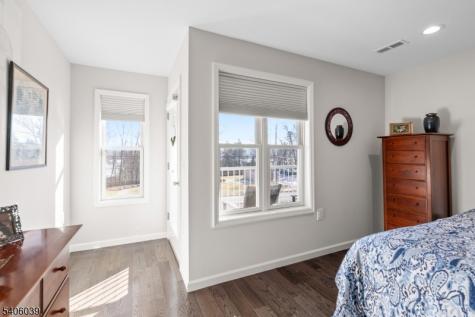 165 Lakeside Road West Milford NJ 07421