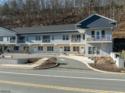 165 Lakeside Road West Milford NJ 07421