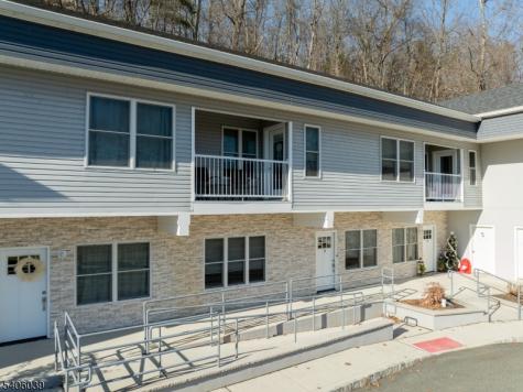165 Lakeside Road West Milford NJ 07421
