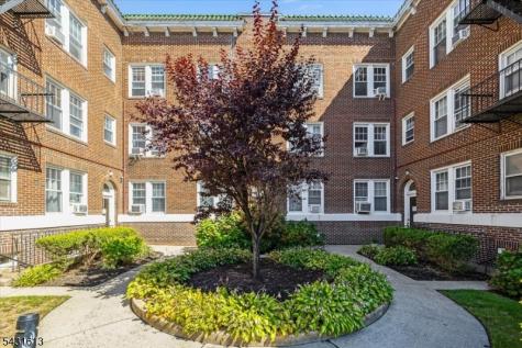 2 Altamont Court Morristown NJ 07960