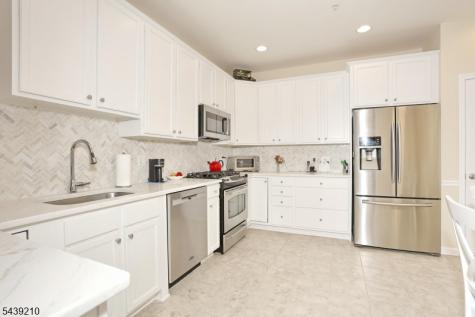 3214 Warrens Way Wanaque NJ 07465