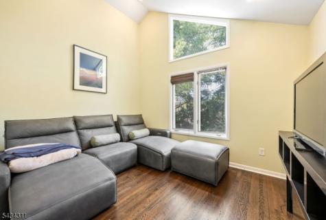 27 Moran Road West Orange NJ 07052