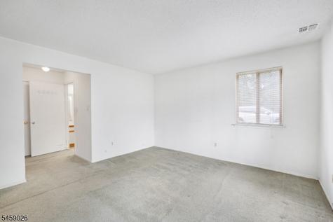 228 Drake Lane Roxbury NJ 07852