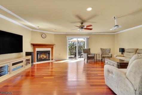 11 Edgefield Drive Parsippany-troy Hills NJ 07950