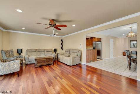 11 Edgefield Drive Parsippany-troy Hills NJ 07950