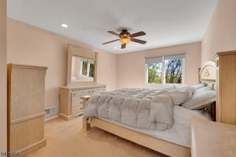 11 Edgefield Drive Parsippany-troy Hills NJ 07950