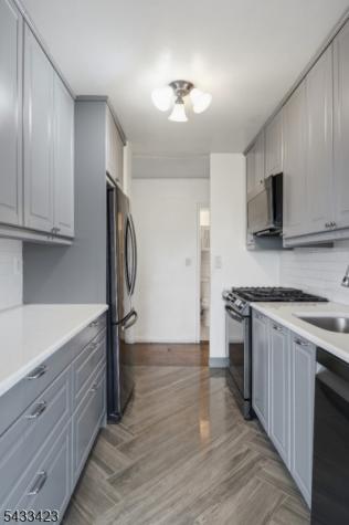 275 Prospect Street East Orange NJ 07017