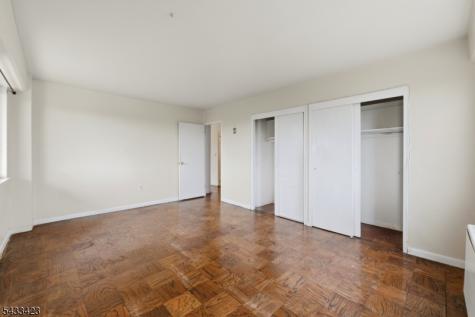 275 Prospect Street East Orange NJ 07017