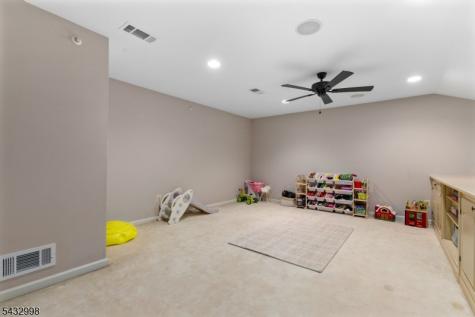 277 Winthrop Drive Butler NJ 07405
