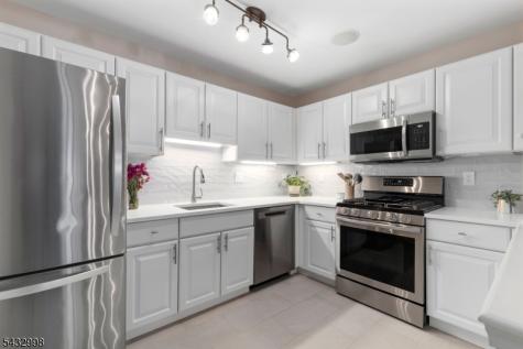 277 Winthrop Drive Butler NJ 07405