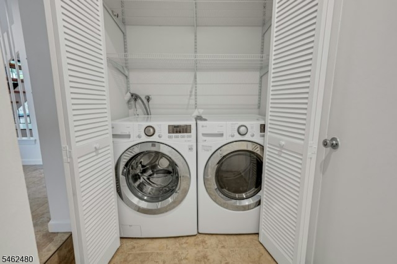 150 Firethorne Trl Ondo Bernards NJ 07920