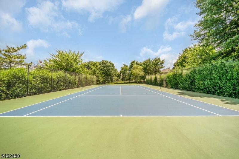 150 Firethorne Trl Ondo Bernards NJ 07920