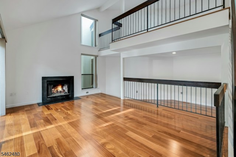 150 Firethorne Trl Ondo Bernards NJ 07920