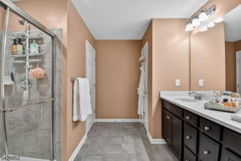 104 Albert Court Randolph NJ 07869