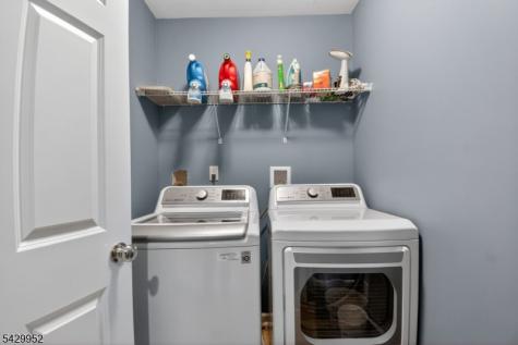 104 Albert Court Randolph NJ 07869