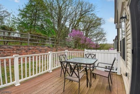 104 Albert Court Randolph NJ 07869