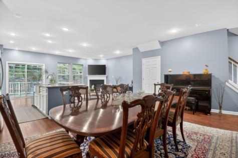 104 Albert Court Randolph NJ 07869