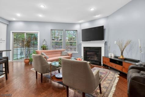 104 Albert Court Randolph NJ 07869
